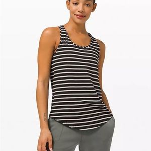 lululemon Love Tank *pleated*. Size 6.